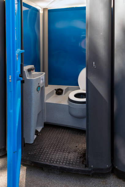 Best Emergency porta potty rental  in Middleport, OH