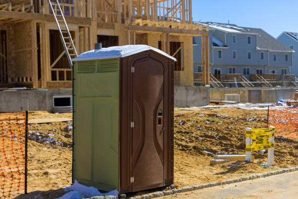 Portable Toilet Options We Offer in Middleport, OH